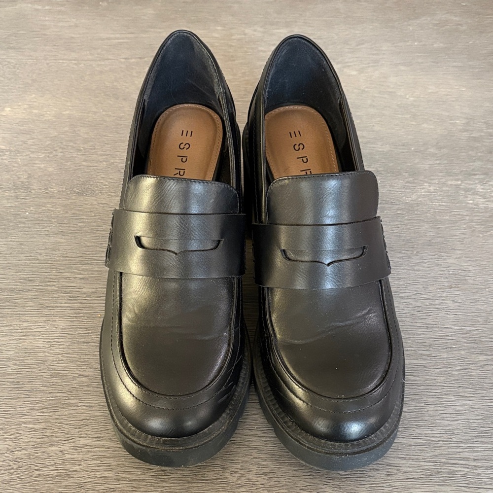 Espirit Classic Slip On Heeled Loafers